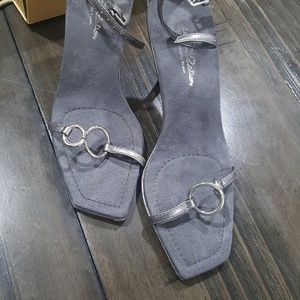 EUC grey heels